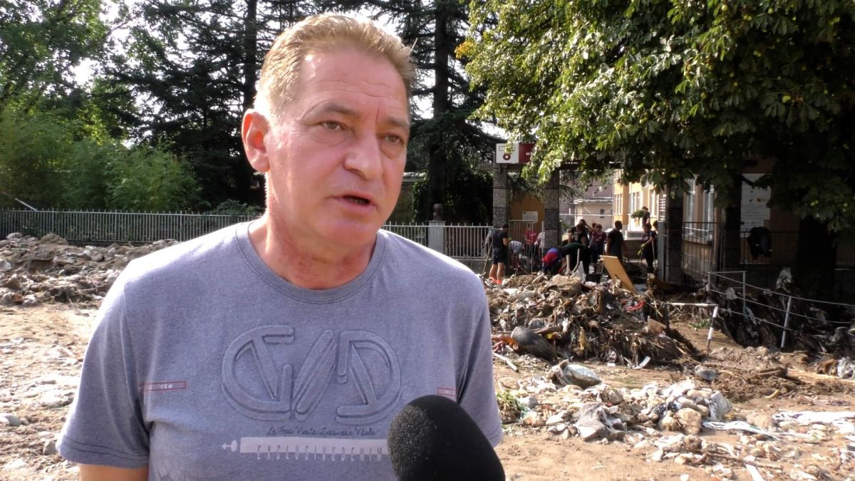 БЛИЦ TV: Страшни щети в Карлово след вчерашния потоп