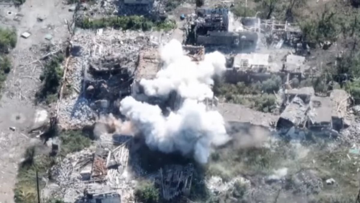 ВИДЕО от войната: Морски пехотинци от ВСУ убиха десетина руснаци от засада