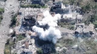 ВИДЕО от войната: Морски пехотинци от ВСУ убиха десетина руснаци от засада