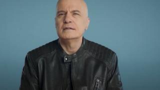 Слави Трифонов показа брутално ВИДЕО 18+, хвърчат главите на лошите, лее се кръв