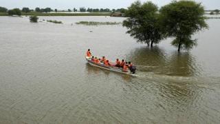 Невиждан ужас в Пакистан, всичко е под вода ВИДЕО