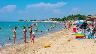 Трагедия! 15-годишно момче загина в любим гръцки курорт