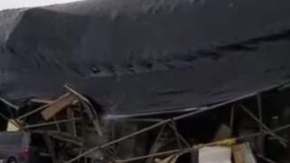 Свирепа буря удари Бурса, отнася всичко по пътя си ВИДЕО 
