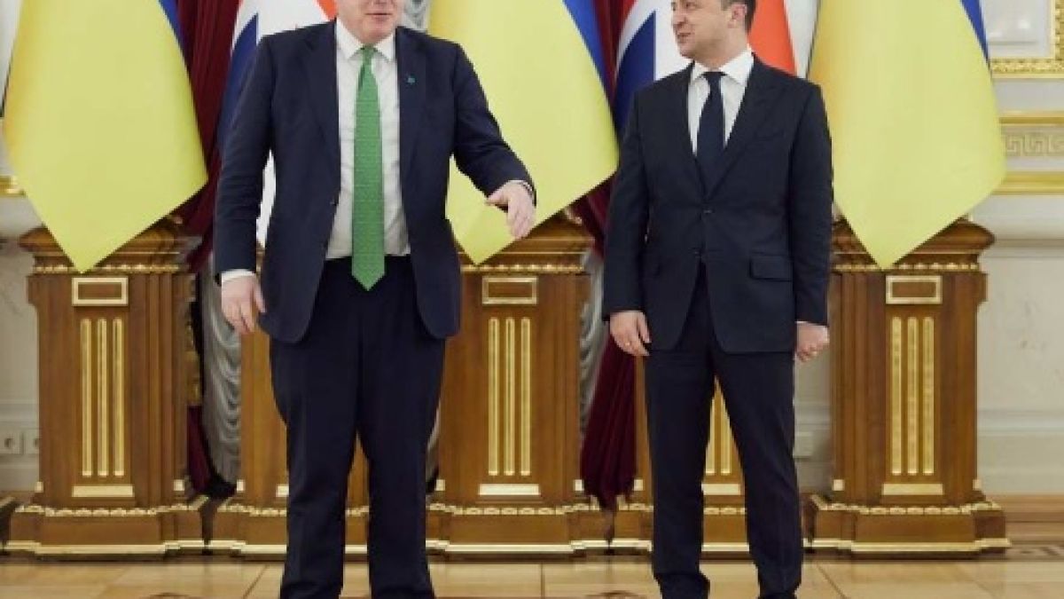The National Interest: Лондон тласка НАТО към война с Русия и стои на ръба на пропастта в Украйна