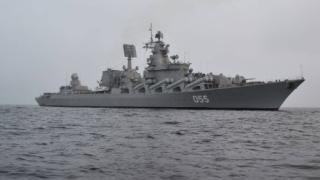 Руски военни кораби изплашиха Кралските ВМС със странни маневри