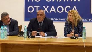 Бойко върти на шиш Петков заради много пари, зададе неудобен въпрос за баба му и леля му