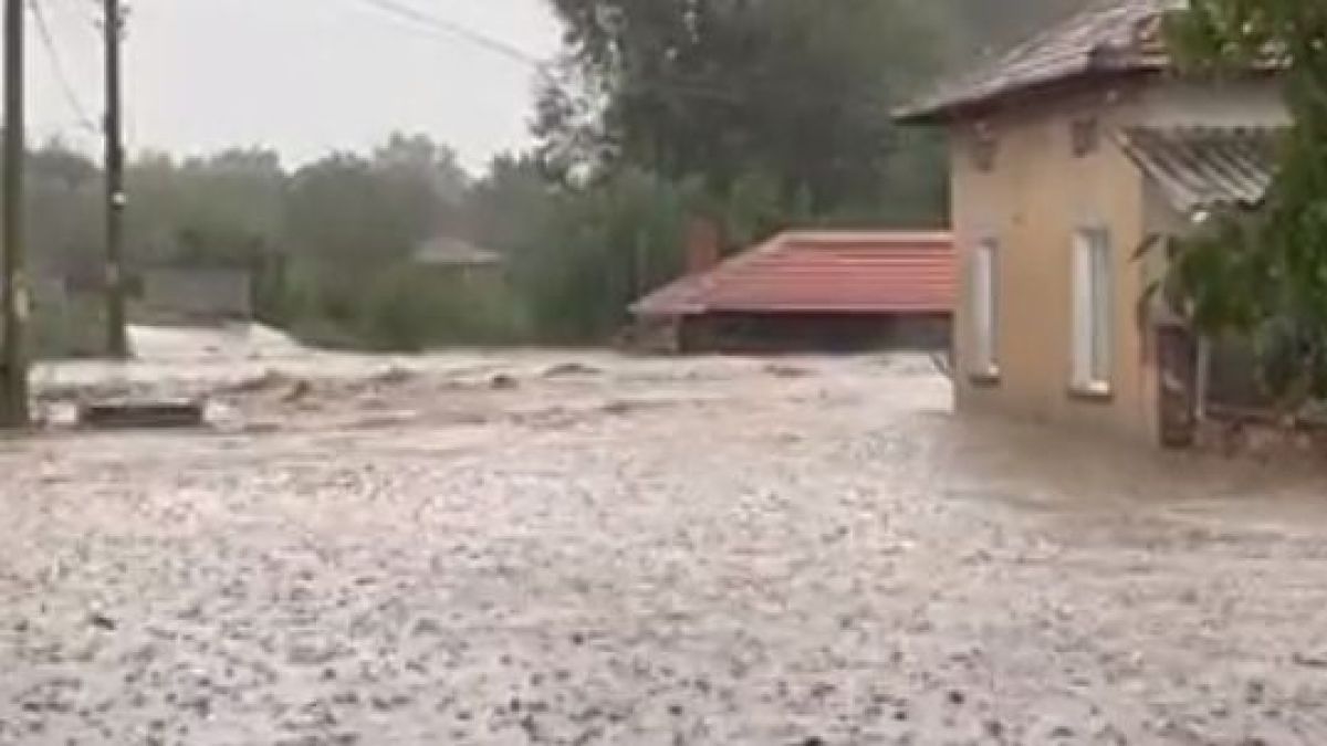 Последни новини след водния ад в Карловско 
