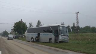 Извънредно: Водната стихия в Добричко помете автобус с 30 пътници ВИДЕО