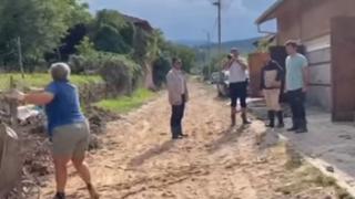 Петков лъсна в ново скандално ВИДЕО, пострадала от наводнението жена го пъди от къщата си с брутални думи