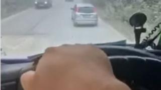 Тираджия пусна ВИДЕО от пътя Е-79 и секунди по-късно отсече: Човек не може да се...