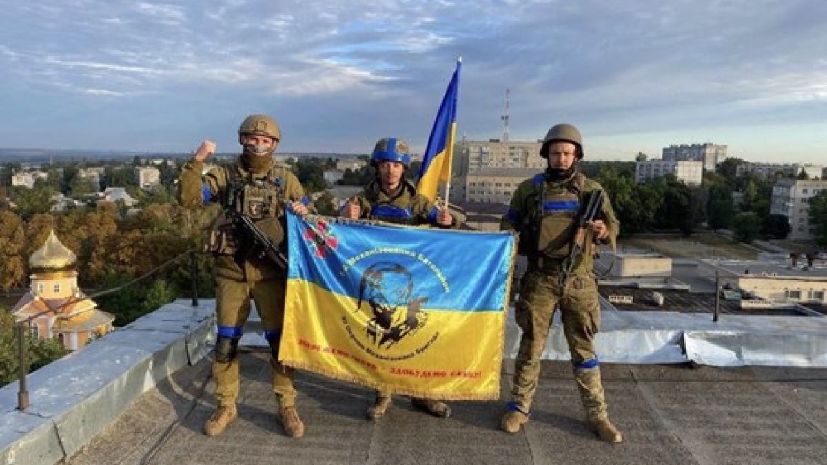 В Украйна: Подлъгахме руснаците с мнимо настъпление в Херсон, но ги ударихме край Харков