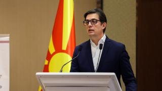 Пендаровски заговори за включването на българите в преамбюла на конституцията и отсече, че...