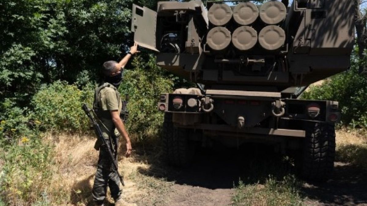 Военни експерти установиха защо HIMARS поразяват толкова много много цивилни обекти в Украйна