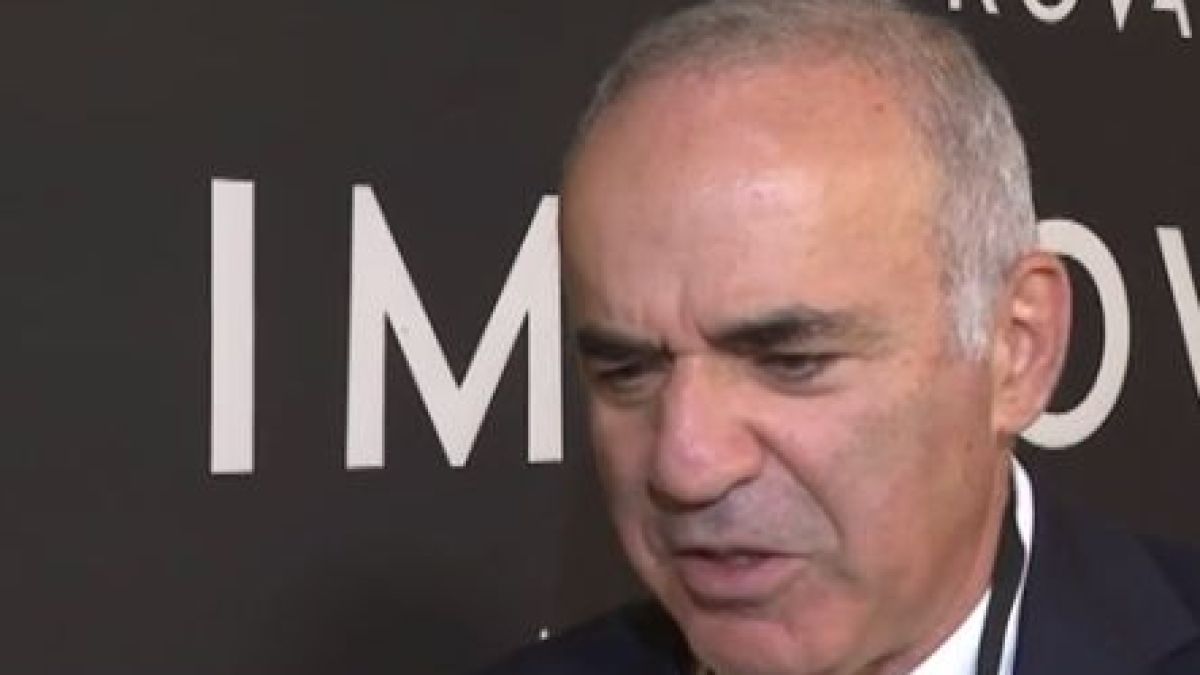 Гари Каспаров: Путин се готви за възстановяване на Съветския съюз ВИДЕО