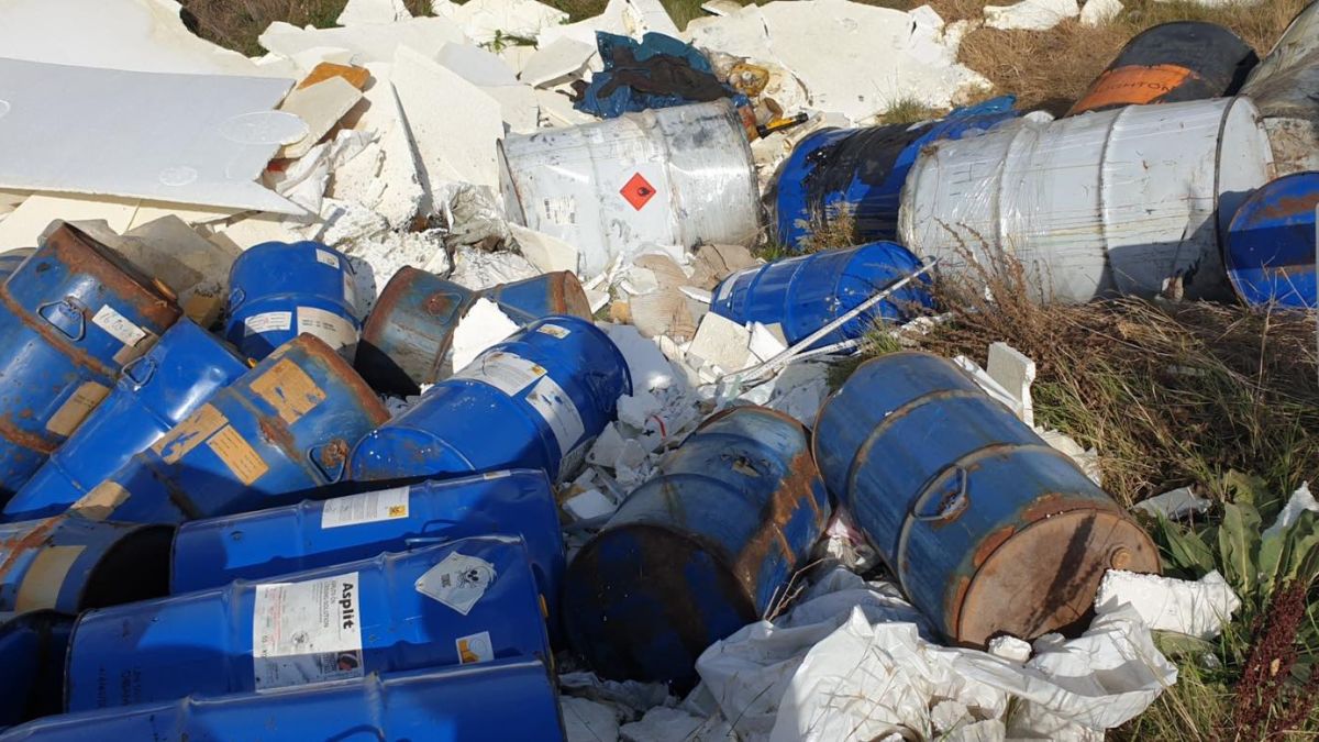 Извънредно: Откриха мистериозни и опасни находки край София СНИМКИ