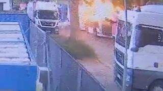 Страшна гледка: Кабината на благоевградски тир избухна СНИМКИ