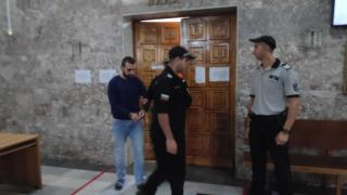 Извънредна новина за младежа, причинил касапницата с два трупа край Стражица 