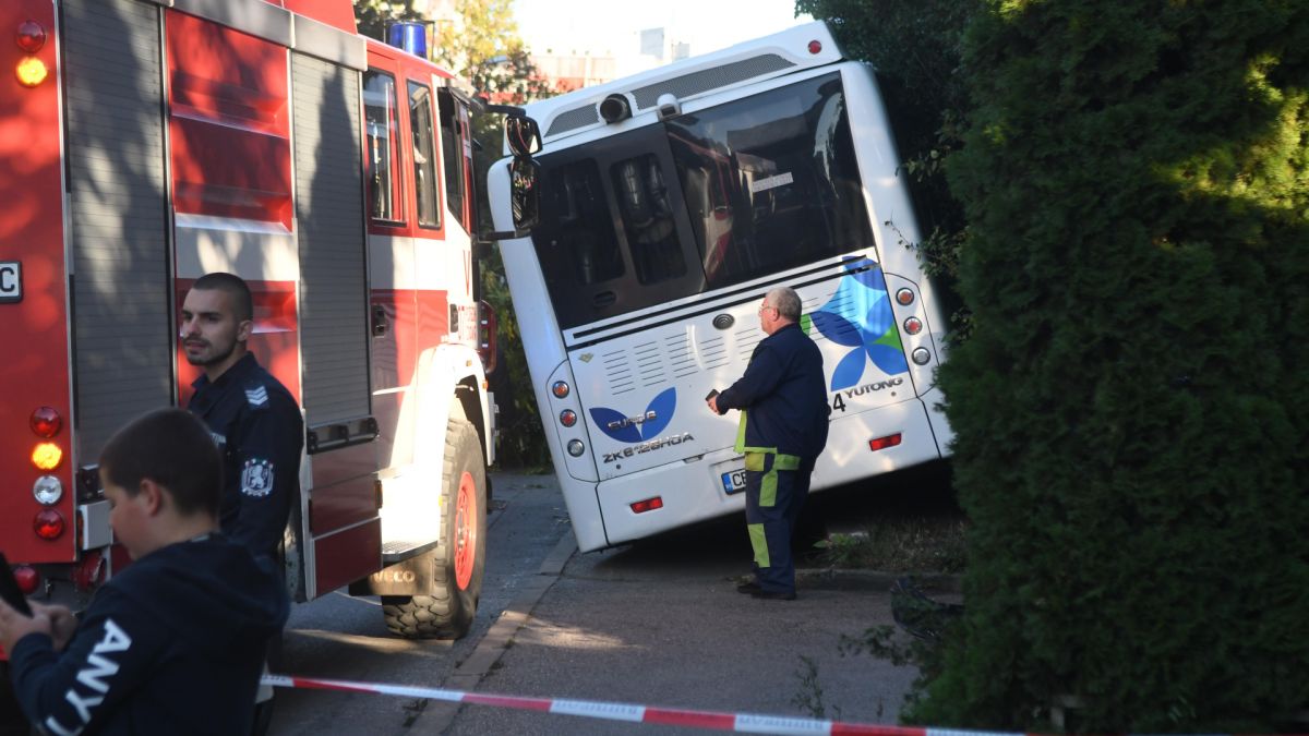 Очевидец на ада с автобус на градския транспорт в София описа подробно какво е станало ВИДЕО