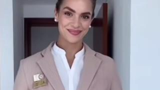 Стюардеса от Emirates показа с какви пижамки спят тя и колежките й на борда ВИДЕО