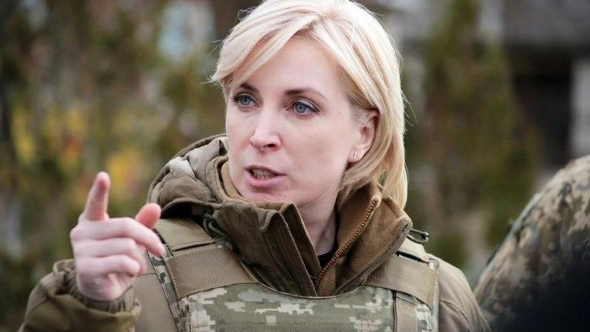Киев плаши: До 5 г. затвор за всеки украински гражданин, който...