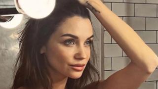 И Диляна Попова лъсна по цици СНИМКА 18+