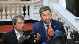 ДБ се сетиха да пищят сега, няма такава наглост!