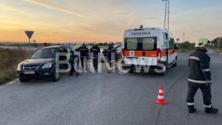 Джип и БМВ се помляха край Враца, линейка хвърчи към болницата СНИМКИ