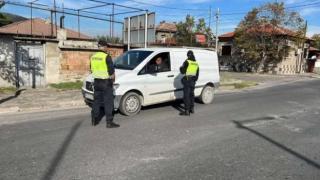 Масирана полицейска акция и в Стамболийски, униформени влязоха в махалата 