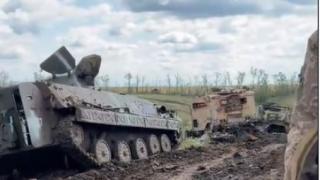 ВИДЕО от войната: Колона от настъпващи и унищожени военни машини на ВСУ