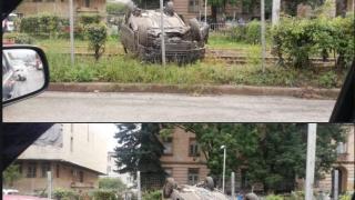 Нови потресаващи катастрофи в София, половин кола я няма, а в друга 3 полицаи и задържан! СНИМКИ 