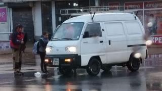 Нов ужас в столицата! Микробус помете дете на "Ломско шосе" СНИМКА