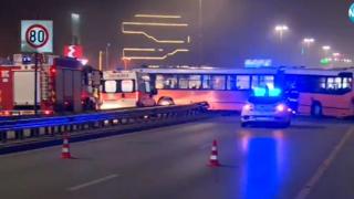 Серия мелета с автобуси, патрулка и коли в София! Зрелищни СНИМКИ и ВИДЕО