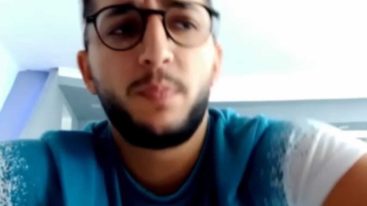 Северномакедонски блогър: Езиците ни са различни, защото български учител няма да разбере думите "компир" и "мачка"