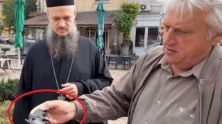 Бойко Рашков в политическа битка с истинско оръжие по време на предизборна кампания БЛИЦ TV