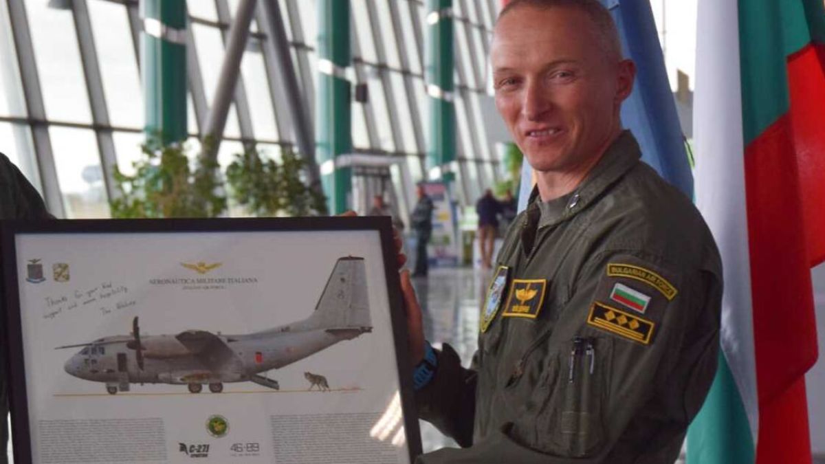 Извънредна информация за състоянието на пилота на разбилия се Су-25 ВИДЕО