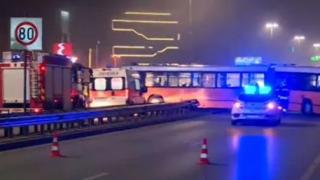 Първо в БЛИЦ! Ново меле с автобус от градския транспорт на бул. "Цариградско шосе" в София СНИМКИ