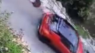 Шокиращо ВИДЕО 18+ с шофьорка и невинната ѝ жертва в Смолян