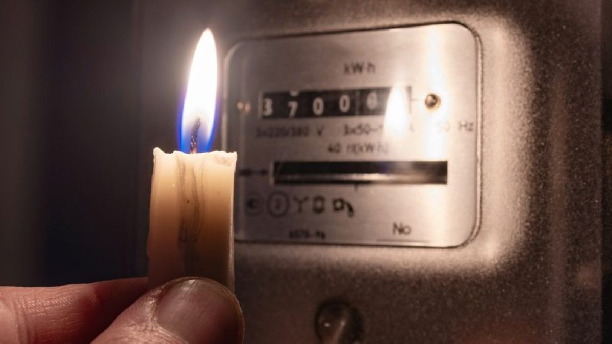 Съвсем го закъсахме: Новата цена на тока ни удари лошо 