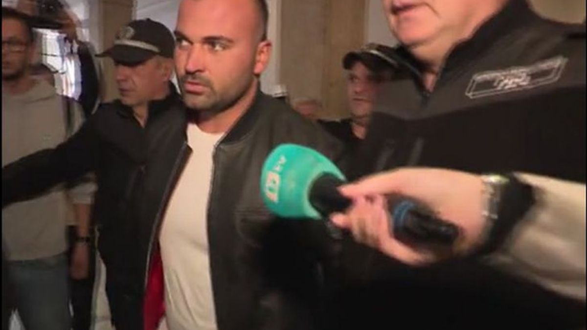 Примката се затяга: Джигитът с Поршето го закъса здраво