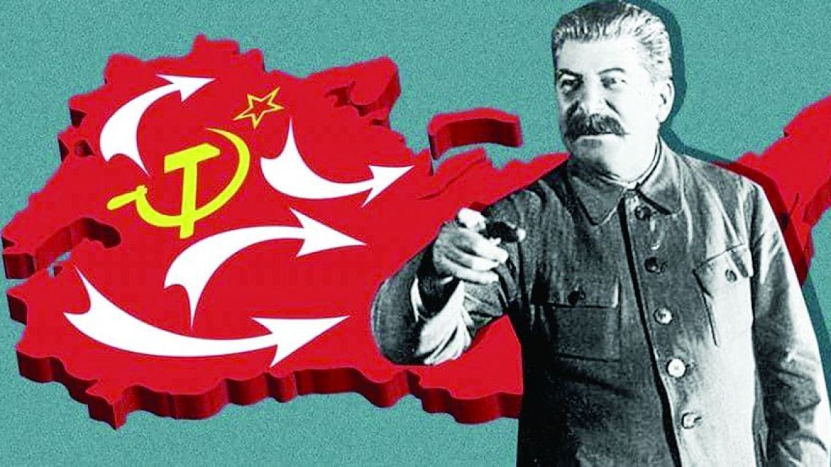 Анализ: Защо Сталин дава суверенитет на Украйна