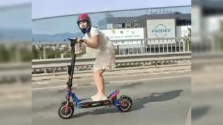 Предозиране: Песен за Емили Тротинетката стана хит в Tik Tok