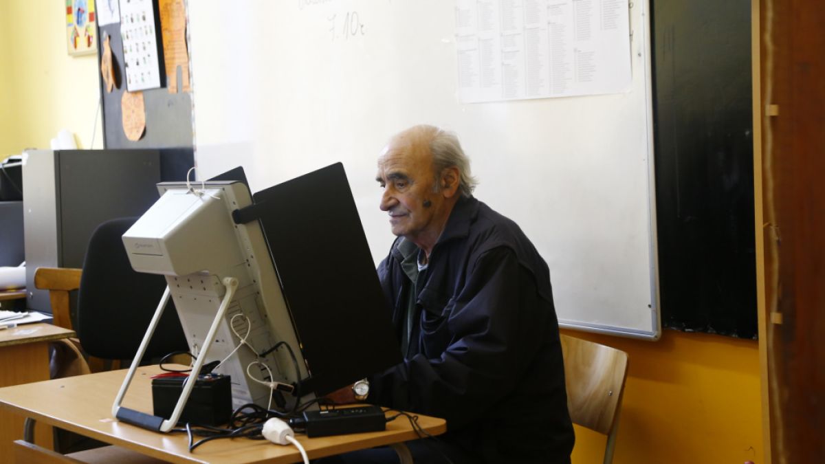 "Галъп" с последни данни за избирателната активност 