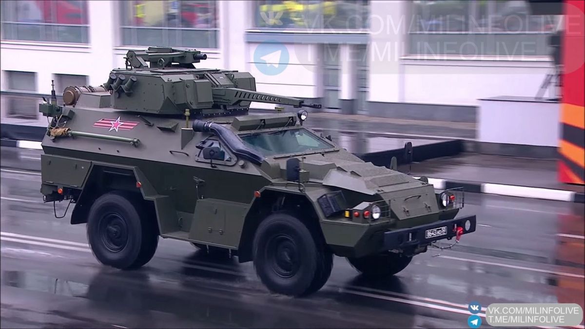 Бронирани КамАЗ с  бойни модули "Спица" се отправят към Украйна СНИМКА