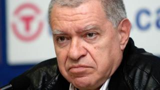Проф. Константинов изчисли по колко депутата са спечелили партиите от гласуването зад граница 
