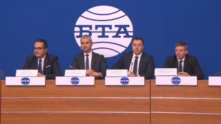 Костадинов прекрати брифинга си заради финансирани от чужбина медии БЛИЦ TV