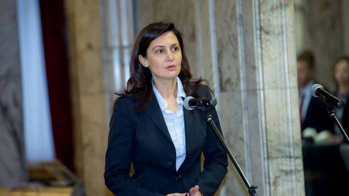 Пиар експертка сериозно твърди, че ГЕРБ може да сподели съдбата Слави