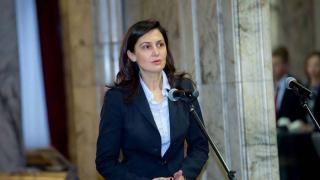 Пиар експертка сериозно твърди, че ГЕРБ може да сподели съдбата Слави