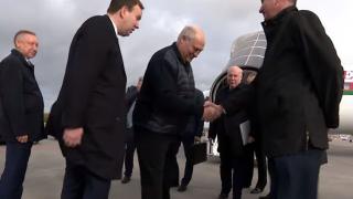 Лукашенко отиде на рождения ден на Путин и го шашна с подарък ВИДЕО
