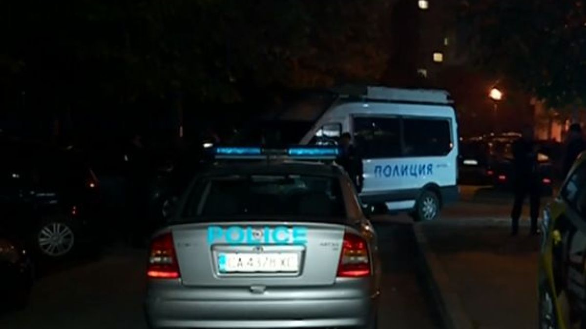 Напрежението на протеста на ромите в София ескалира ВИДЕО 