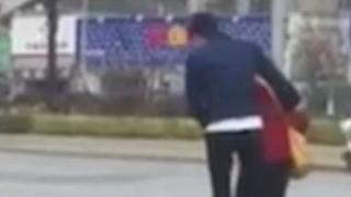 Цял Пловдив аплодира млад мъж заради човешката му постъпка
